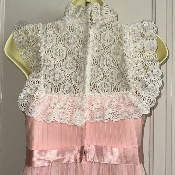 Vintage 60s/70s High Neck White Lace Pink Chiffon Pleated Prom Dress - Picture 7 of 9